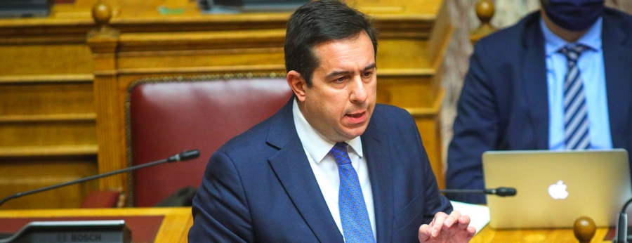 Μηταράκης: Επί ΣΥΡΙΖΑ δαπανήθηκαν 2 δις για το μεταναστευτικό – Δεν ενημερωνόταν η Βουλή
